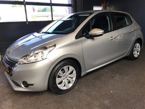 Peugeot 208 - 1.2 PureTech Style *AIRCO*CRUISE-CONTROL - 1