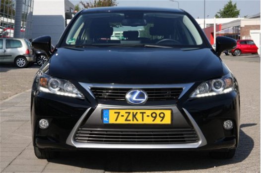 Lexus CT 200h - Hybrid Business Line Alcantara/Camera/LED - 1