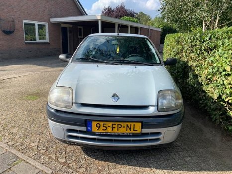 Renault Clio - 1.2 NIEUWE APK NAP ZEER MOOI - 1