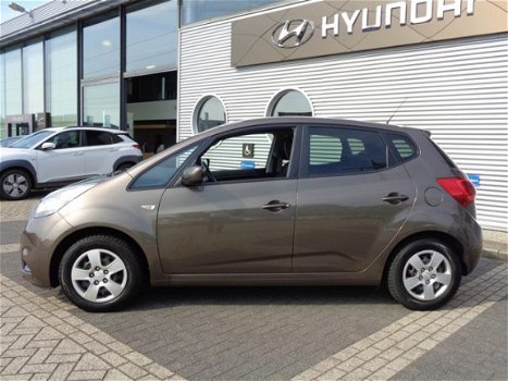 Kia Venga - 1.6 CVVT DynamicLine AUTOMAAT Navigatie - 1