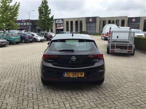 Opel Astra - Business+ 1.0T 105PK NAVI / AIRCO / PDC ACHTER - 1
