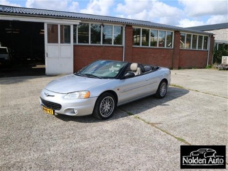 Chrysler Sebring - 2, 7I V6 AUT. CABRIO - 1