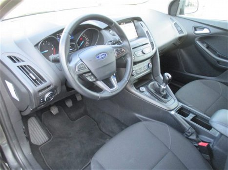 Ford Focus Wagon - 1.5 TDCI Lease Edition | Airconditioning | Navigatie | Parkeersensoren | - 1