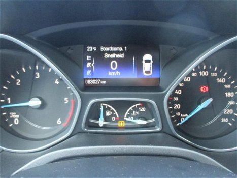 Ford Focus Wagon - 1.5 TDCI Lease Edition | Airconditioning | Navigatie | Parkeersensoren | - 1
