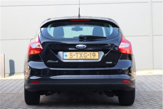 Ford Focus - 1.0 EcoBoost Edition | Dealer Onderhouden | Airco | Navigatie | Parkeersensoren Achter - 1