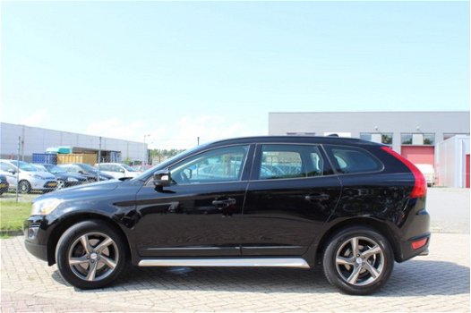 Volvo XC60 - 2.4D FWD LEDER/NAVI/VOLLEDIG ONDERHOUDEN - 1