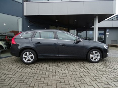 Volvo V60 - D2 Nordic+ Navi Xenon TFT - 1