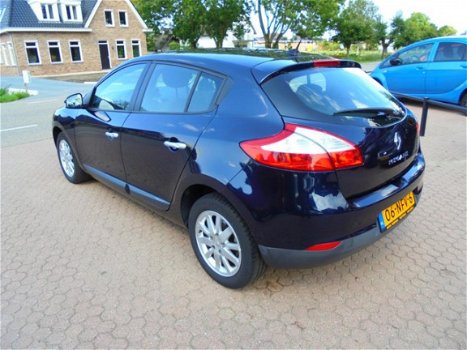 Renault Mégane - 1.6 Celsium Xenon, airco, winterwielset - 1