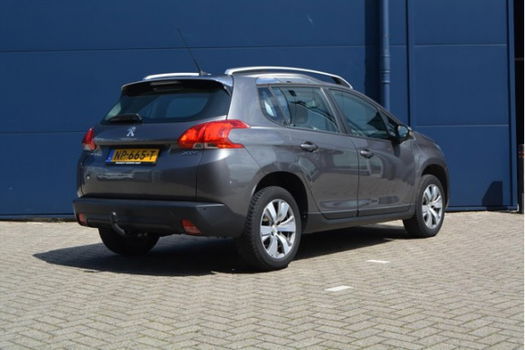 Peugeot 2008 - 1.2 PURETECH 82PK | TREKHAAK | NAVIGATIE | PARKEERSENSOREN - 1