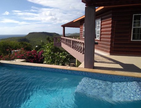 Villa Cas Abou Curacao met zwembad Jacuzzi vlak aan strand - 1
