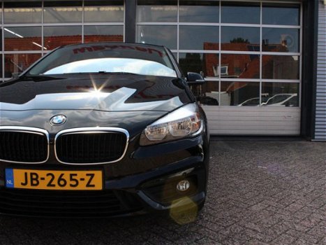 BMW 2-serie Active Tourer - 218d Corporate Lease Essential (1e Eigenaar, Airco, Lm-Velgen, Navigatie - 1