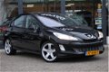 Peugeot 308 - 1.6 XT Automaat 5 Drs. Leder, Panorama-dak, Park. Sensor. V + A, Navigatie, LM Velgen, - 1 - Thumbnail