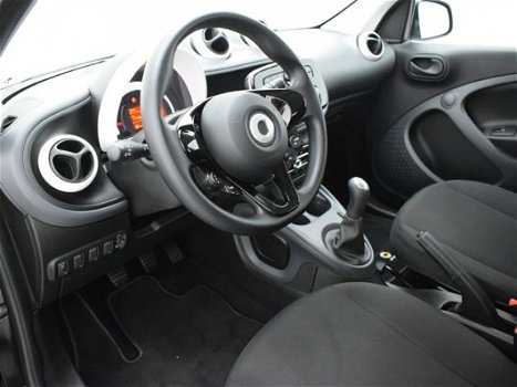 Smart Forfour - 1.0 Pure Comfort CLIMA LMV CRUISE PDC - 1