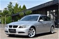 BMW 3-serie - 320I High Executive Schuifdak Navi PDC Trekhaak - 1 - Thumbnail