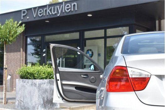 BMW 3-serie - 320I High Executive Schuifdak Navi PDC Trekhaak - 1