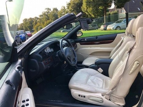 Chrysler Sebring - 2.7i-V6 24V Limited Convertible 2002 Automaat 1 jaar apk Leer Airco NAP - 1