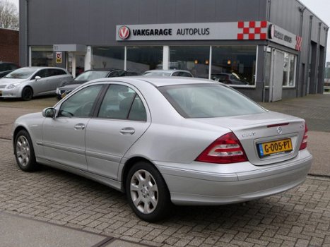 Mercedes-Benz C-klasse - 220 CDI Elegance (150 pk / 6-versn.) Youngtimer, Slechts 88.411 km - 1