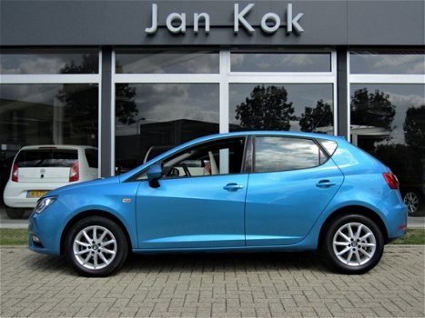 Seat Ibiza - 1.0 TSi 95 pk Style Connect / Navigatie / Parkeersensoren / Bluetooth - 1