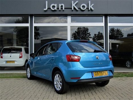 Seat Ibiza - 1.0 TSi 95 pk Style Connect / Navigatie / Parkeersensoren / Bluetooth - 1