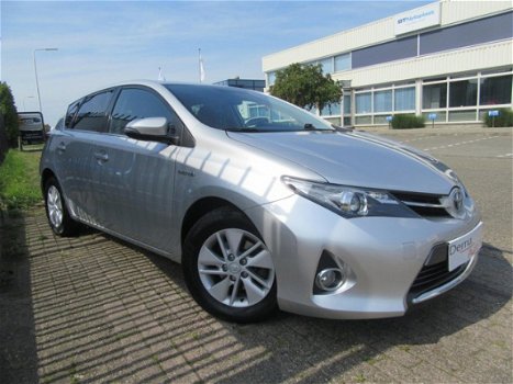 Toyota Auris - 1.8 Hybrid Dynamic NAVI/CAM/ECC/PDC - 1