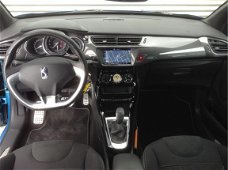 Citroën DS - 3 1.2 PureTech So Chic Automaat |Navigatie | Parkeersensoren voor en achter | Camera |