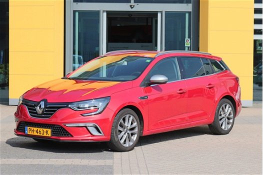 Renault Mégane Estate - TCe 130 GT-Line / BOSE / sportstoelen / groot scherm - 1