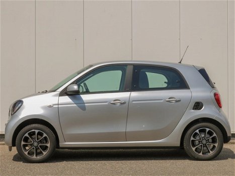 Smart Forfour - 66kW automaat passion plus | lichtmetalen velgen | regensensor - 1