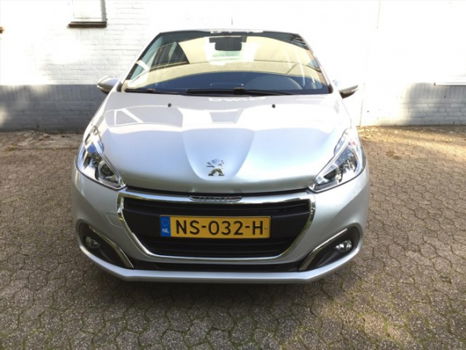 Peugeot 208 - 1.2 82pk 5D Blue Lion NAVI / PDC / AIRCO - 1