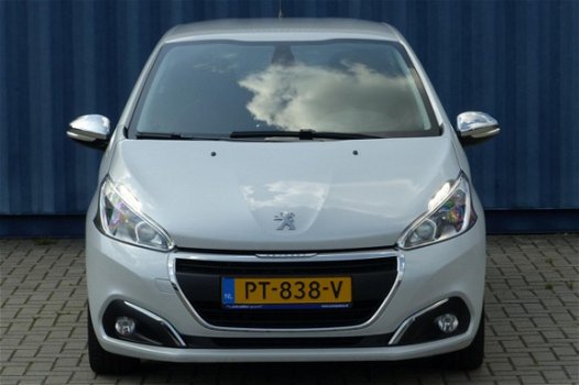 Peugeot 208 - 1.6 BlueHDI 100pk BLACK FRIDAY Allure |Navigatie|Clima|Cruise|Parkeersenoren| - 1