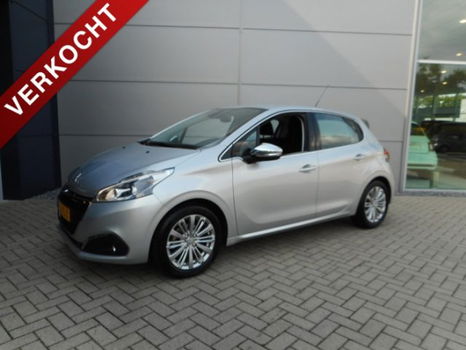 Peugeot 208 - 1.2 Puretech 82pk 5D Allure | | CLIMAT CONTROL | - 1