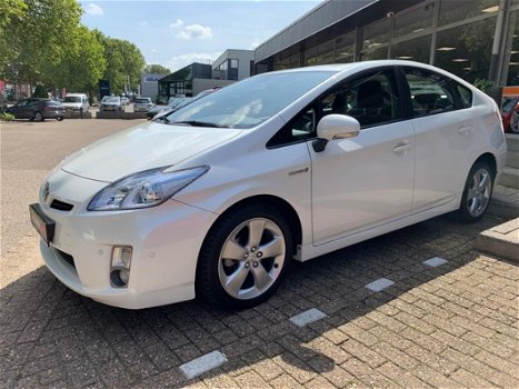 Toyota Prius - 1.8 Executive Navi/Cam/Clima/Cruise/17inch - 1