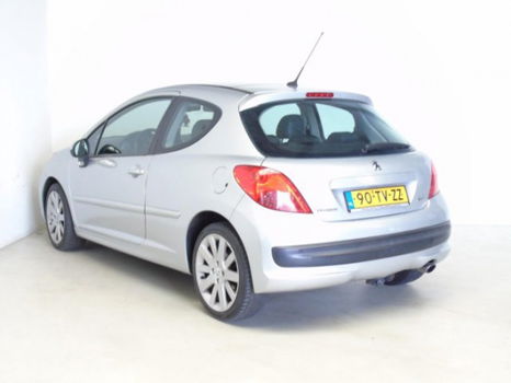 Peugeot 207 - 1.6-16V T Féline - 1