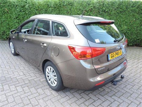 Kia cee'd Sportswagon - 1.6 GDI 135PK Comfortline | Cruise contr | Trekhaak - 1