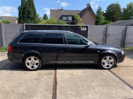 Audi A6 - 4.2 V8 quattro S6 Advance - 1