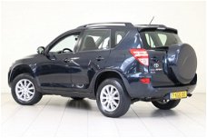 Toyota RAV4 - 2.0 VVTi Comfort 2WD NAVIGATIE + LM VELGEN + AIRCO