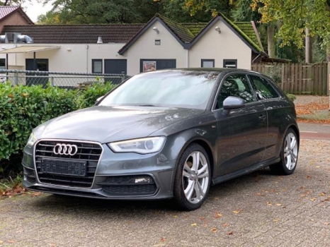 Audi A3 - 1.6TDI/SLINE/HLEER/XEN/PAN/NAV - 1