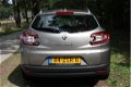 Renault Mégane Estate - 1.6 Dynamique Navigatie/airco/cruise - 1 - Thumbnail