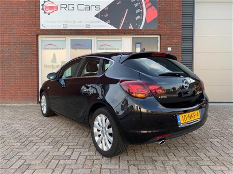 Opel Astra - 1.4 Turbo Cosmo / Schuifdak / Navi / Airco / NAP / Nieuwe APK - 1