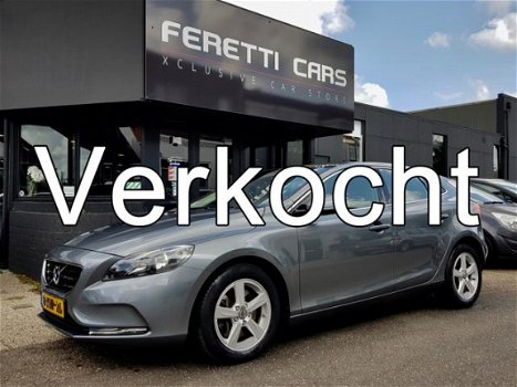 Volvo V40 - 2.0 D4 SUMMUM PANODAK LEDER LED 6VERSN LMV PDC - 1