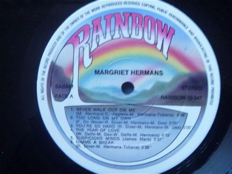 Margriet Hermans In this album breathes a warm and sensitive woman / In dit album ademt een warme en - 5