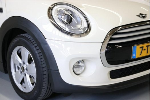 Mini Mini Cooper - 1.5 Serious Business - 1