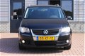 Volkswagen Touran - 1.9 TDI Highline - 1 - Thumbnail