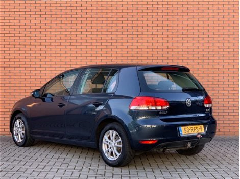 Volkswagen Golf - 1.2 TSI Trendline BlueMotion | Airconditioning | Cruise control | Trekhaak | Radio - 1