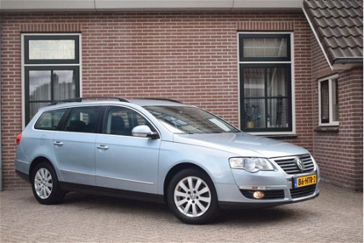 Volkswagen Passat Variant - 1.4 TSI 122pk DSG Comfortline Ecc Pdc Navigatie - 1