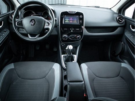 Renault Clio - 0.9 TCe Iconic, 5Drs, Achteruitrijcamera, Navigatie, Lichtmetalen velgen, Airco, Key- - 1