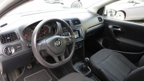Volkswagen Polo - 1.0 Trendline 5 DRS * Airco * LM velgen * NW model 2015 - 1