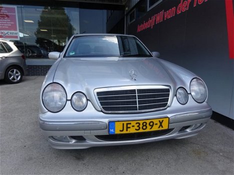 Mercedes-Benz E-klasse - E240 ELEGANCE | AUTOMAAT | YOUNGTIMER | FACELIFT | 94.000 KM | ALL-IN - 1