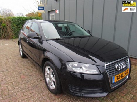 Audi A3 Sportback - 1.6 TDI Attraction Pro Line //APK//NAP//Clima//Cruise//Elec.Ramen//Trekhaak// - 1