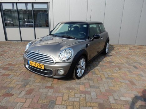 Mini Mini Cooper - D 1.6 Business Line Cruise Leer 17inch Stoelverw Clima - 1