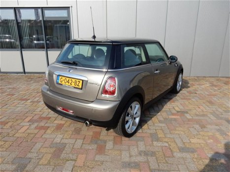 Mini Mini Cooper - D 1.6 Business Line Cruise Leer 17inch Stoelverw Clima - 1